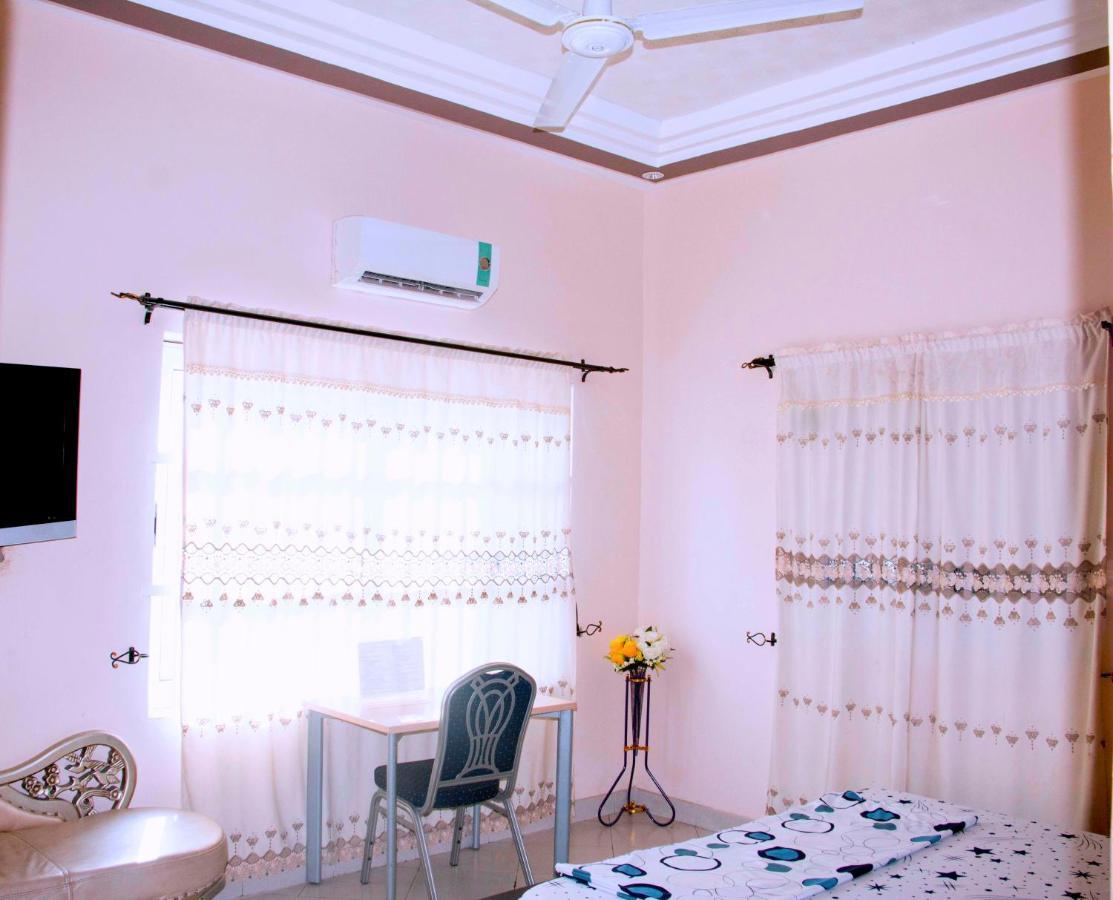 Nora Hotel Cotonou Luaran gambar